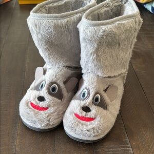 Muk Luks Gray Raccoon Kids Boots